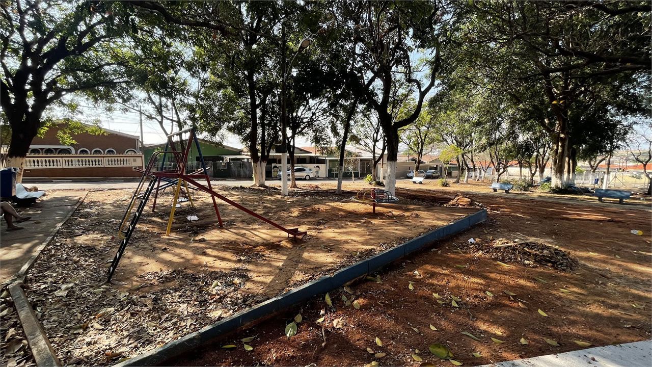Praça VBV revitalizada